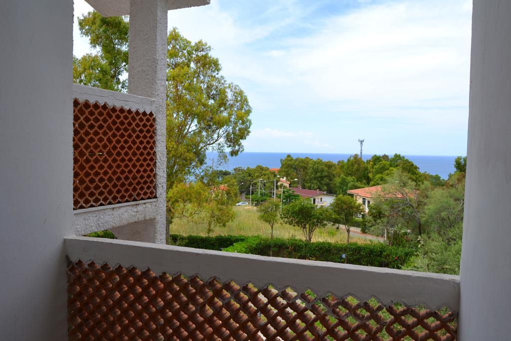 Residence La Giungla ฟาแลร์นา ภายนอก รูปภาพ