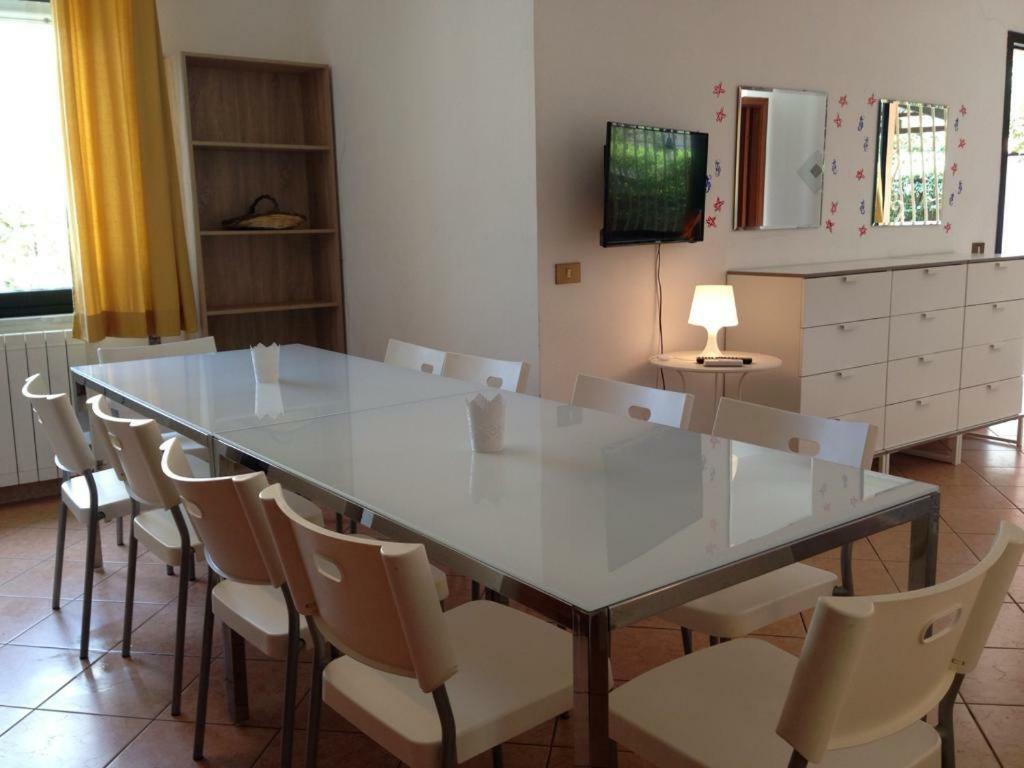 Residence La Giungla ฟาแลร์นา ภายนอก รูปภาพ